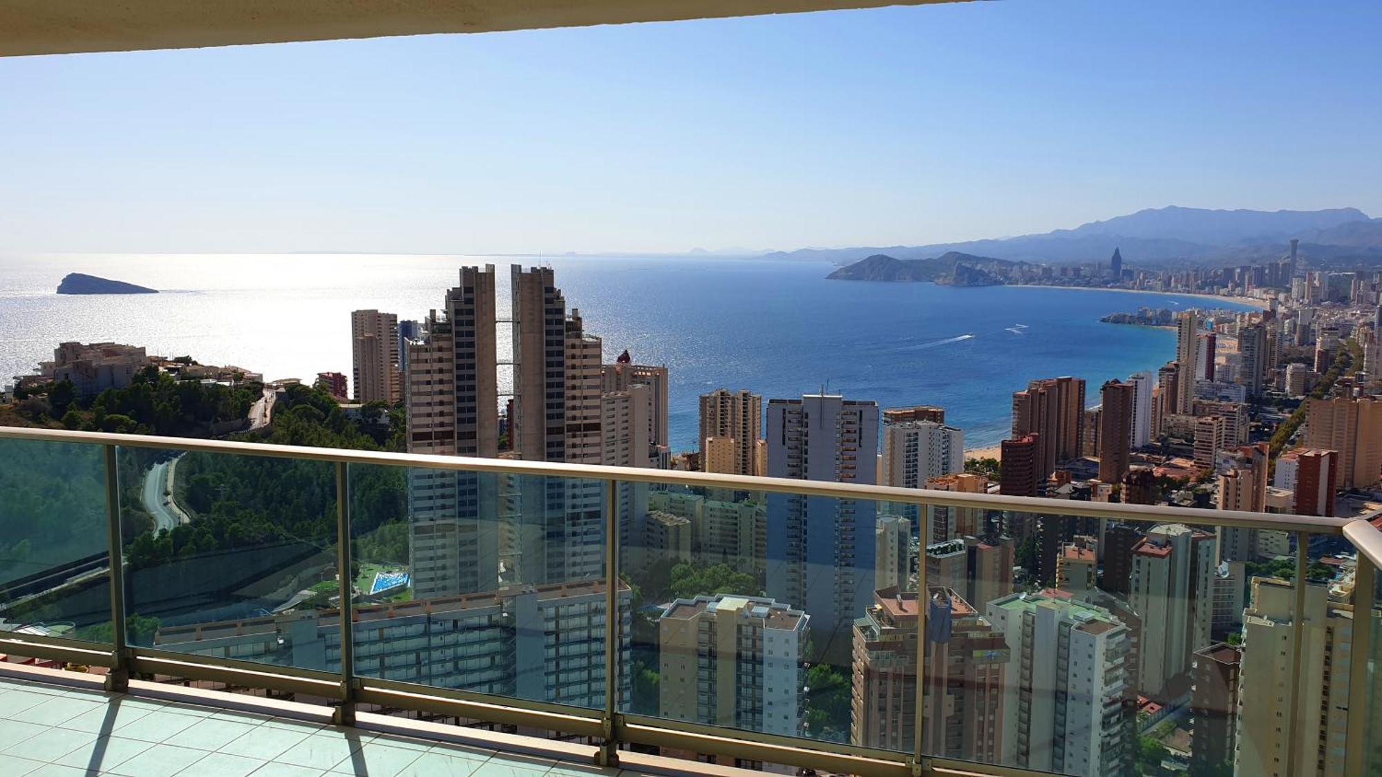 Апартаменти Skyline Floor 28 Sea Views Бенідорм Екстер'єр фото