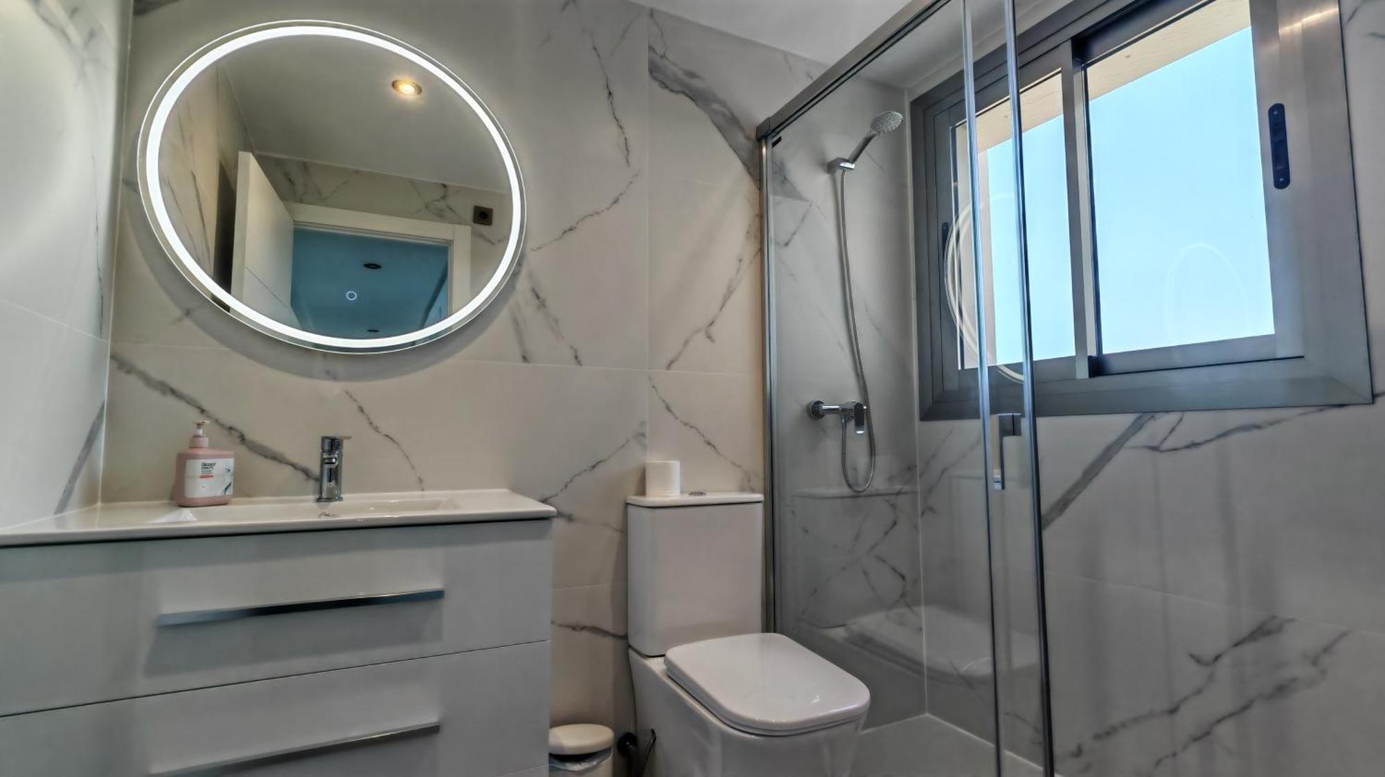 Апартаменти Skyline Floor 28 Sea Views Бенідорм Екстер'єр фото