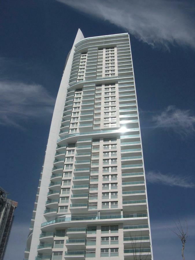 Апартаменти Skyline Floor 28 Sea Views Бенідорм Екстер'єр фото
