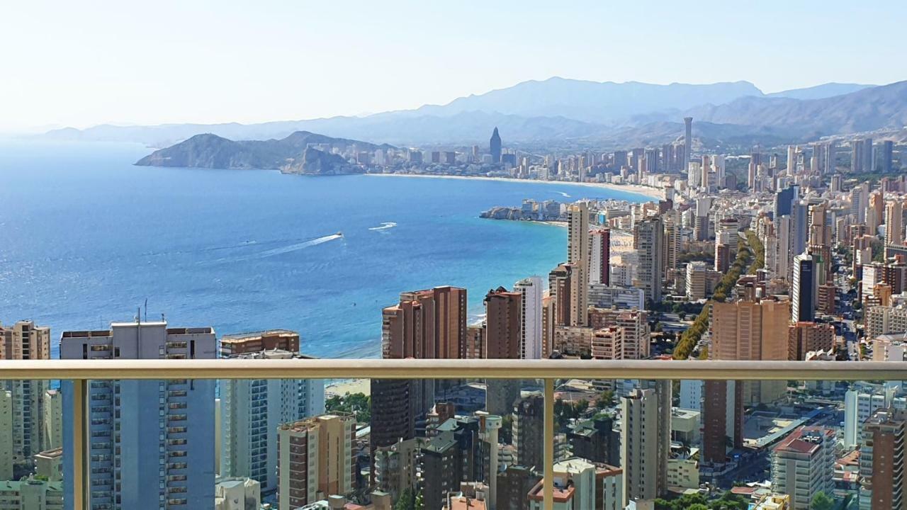 Апартаменти Skyline Floor 28 Sea Views Бенідорм Екстер'єр фото